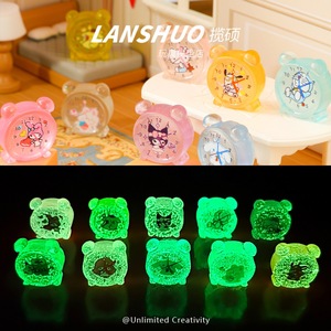 Reloj Despertador Mini Transparente que Brilla en la Oscuridad Lanshuo con Estampado Sanrio, Adorno 3D DIY, Suministros para Manualidades y Joyería - Product Image 1