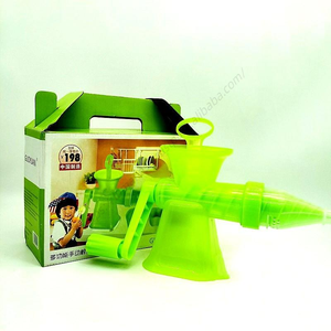 Venta al por mayor LMK167 Exprimidor manual portátil de granada y cítricos con rodillo, mini extractor - Product Image 6