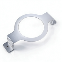 Support en tôle sur mesure en alliage d'aluminium, support de montage estampé, fabrication avec revêtement en poudre pour fixation d'équipement