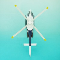 EC-135 1/24 42cm Modèle d'hélicoptère drone personnalisable en résine/ABS bleu et blanc, fait main, avec fonctionnalités de simulation, idéal pour les cadeaux d'affaires