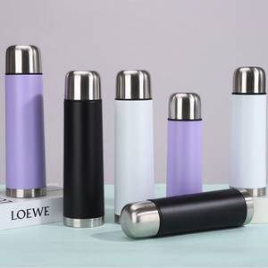 Thermos à vide en acier inoxydable 3 en 1 de 750 ml, Bombilla Argentina, avec paille et infuseur à thé, maintien au chaud pendant 12 à 24 heures - Product Image 3