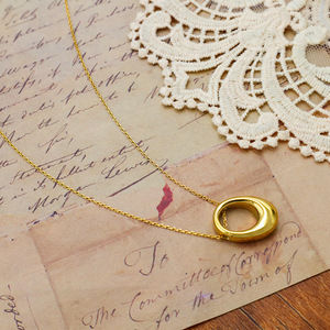 Stainless Steel Gold Circle Necklace Geometric Pendant Clavicle Chain Minimalist Luxury Style - Product Image 3