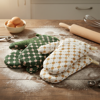 Ensemble de gants de cuisine et de protège-plat en silicone vert à logo personnalisé, à pois, pour la cuisson et la pâtisserie