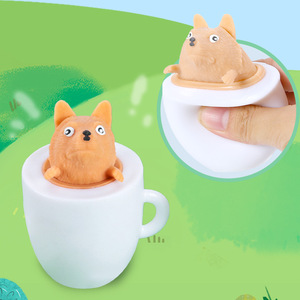 Juguete Creativo Súper Lindo de Plástico con Forma de Perro, Bola Antiestrés con Sonido al Apretar, Juguete Pequeño para Aliviar el Estrés - Product Image 3