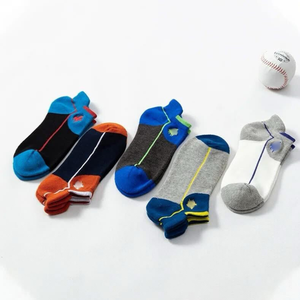 Calcetines tobilleros atléticos de malla de algodón-Calcetines acolchados de secado rápido para correr con paneles ventilados y estampados únicos de dibujos animados - Product Image 4