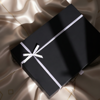Échantillon gratuit, boîte d'emballage pour vêtements en matériaux recyclés avec logo personnalisé, pour hijabs, foulards, chaussettes, boîte cadeau de luxe premium orange avec ruban