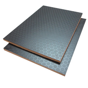 Pannello in compensato di eucalipto con rivestimento in <span class=keywords><strong>pellicola</strong></span> nera antiscivolo e impermeabile 18*1220*2440MM per casseforme in legno per calcestruzzo - Product Image 3