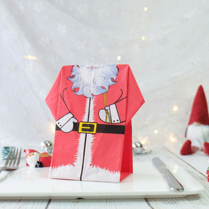 Serviettes en papier imprimées Père Noël <span class=keywords><strong>pré</strong></span>-pliées, jetables en pâte de bois colorées pour cocktails et fêtes de fin d'année - Product Image 3