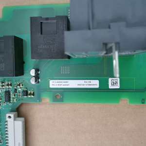 6SE7021-0TA84-6HF3  6SE7021-8EB61-Z K11+L20 6SE7021-0TA61-Z D99+G93 6SE7021-0TP50-Z G91+C33+K80 ไดรฟ์ขนาด Booksize มีสินค้าในสต็อก - Product Image 1