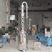 Alambic de distillation automatique à vapeur en acier inoxydable de petite taille (50L, 70L, 100L, 150L, 200L) pour la production de Vodka, Brandy, Rhum, Gin, Whisky
