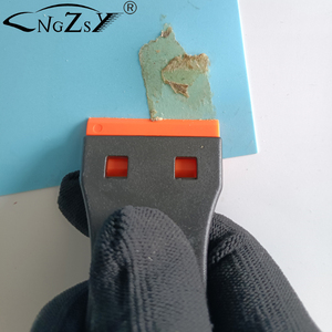 El raspador de cuchillas de afeitar de plástico incluye 2 uds., herramienta raspadora, 100 Uds., cuchillas para removedor de juntas, etiquetas, calcomanías y removedor de adhesivos E17 - Product Image 4