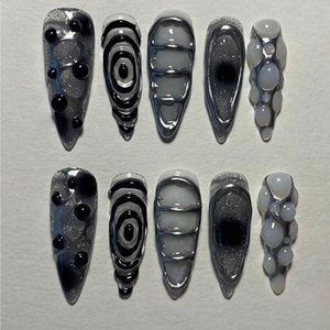 3D Halloween Press On Nail Design riutilizzabile Glitter Set di diamanti in metallo luminoso Trick Treat applicazione dito vampiro - Product Image 6