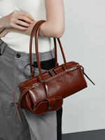 Tas Selempang Wanita Kulit Asli Model Retro Trendi Keren Gaya Sausage French Stick