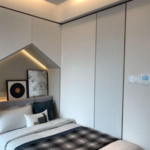 Armadio Moderno Bicolore con Design Angolato, Ante in Truciolato Ecologico, Durevole per Ripostiglio e Camera da Letto - Product Image 1