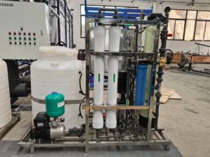 Sistema De Desalacion De Agua De Mar Planta Desaladora De Agua De Mar Maquina De <span class=keywords><strong>Desalinizacion</strong></span> De Agua De Mar - Product Image 3