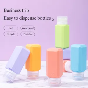 Şık silikon poligon dolum şişeleri, halindeyken kadınlar için gerekli cilt bakımı aracı zarif taşınabilir şişeler (90 ve 60 ML)