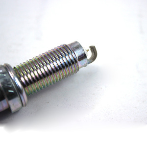 OEM ILZKAR8G8 94387auto Piezas de Motor de Automóvil, Bujías de Platino para ILZKAR8G8 - Product Image 2