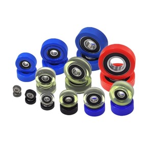 PU6818-4 küçük kasnak tekerlek rulman kauçuk kaplı PU rulo <span class=keywords><strong>608z</strong></span> 626 6200 6202 681zz 1.5x8x4mm POM poliüretan - Product Image 2