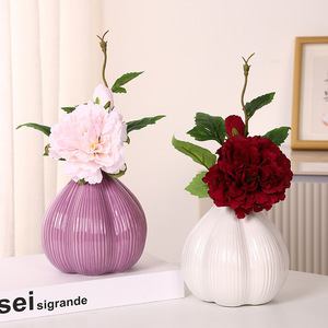 Mystic Arts Ceramic Onion Vase White And Purple Tabletop Decor For Living Room Flower Arrangement Art <b>Container</b> - Product Image 3