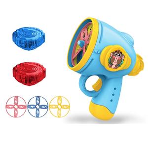 Nouveau jouet d'extérieur pour enfants soucoupe volante Top Gun <span class=keywords><strong>avec</strong></span> lumière Top Shooting Flying Disk Gun Fun Spinning Tops - Product Image 1