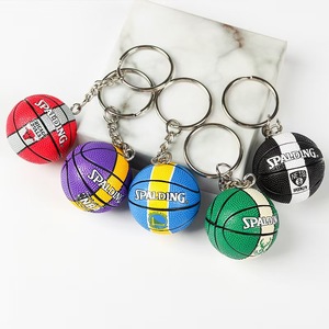 Porte-clés d'équipe de basketball en vente flash, mini-figurines 3D de super stars Kobe, <span class=keywords><strong>James</strong></span>, Curry, Harden, Durant, porte-clés en plastique <span class=keywords><strong>NBA</strong></span> - Product Image 3