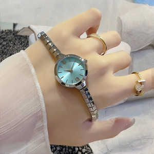 Reloj de pulsera de cuarzo para mujer, reloj de pulsera de aleación con esfera redonda, resistente al agua, joyería de moda - Product Image 2