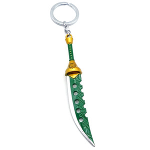 Porte-clés style anime en gros, Porte-clés épée et hache de Meliodas des <span class=keywords><strong>7</strong></span> péchés <span class=keywords><strong>capitaux</strong></span>, Breloque de sac mousqueton en alliage de zinc - Product Image 1