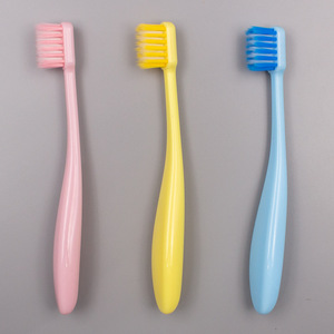แปรงสีฟันขนนุ่มสำหรับเด็ก ด้ามจับไนลอน ใช้ในบ้าน สำหรับเด็ก - Product Image 2