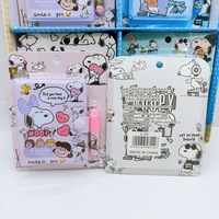 Mini Cuaderno de Snoopy con Juego de Bolígrafos, Bonito Cuaderno de Bolsillo con Cierre de Botón de Dibujos Animados, Juego de Regalo