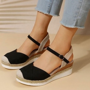 Sandales légères à plateforme, coordonnées en couleur, pour le printemps et l'été, à bout ouvert, à enfiler, avec semelle extérieure en caoutchouc épais et tige en PU - Product Image 4