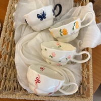 Tasse à café en céramique florale vintage avec soucoupe, ensemble créatif et exquis, design moderne, tasse à thé en porcelaine l'après-midi, verres à boire