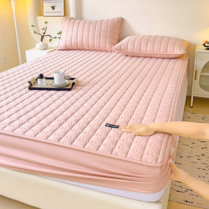 Bộ ga trải giường và vỏ gối Queen 3 món, chất liệu chần bông hình vuông, chống thấm nước, chống bụi và kháng khuẩn - Product Image 6