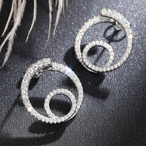 Orecchini a Perno con Linee Geometriche per Donne, Eleganti e Semplici per Uso Quotidiano, Gioielli alla Moda - Product Image 5