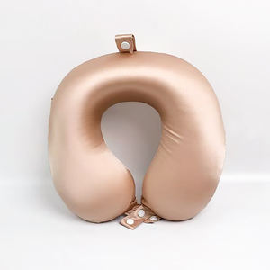 Protecteur de <span class=keywords><strong>cou</strong></span> de voyage en forme de U d'oreiller d'<span class=keywords><strong>avion</strong></span> en soie de mûrier pur avec mousse à mémoire de forme confortable pour les voyages en voiture de train d'<span class=keywords><strong>avion</strong></span> - Product Image 6