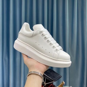 <span class=keywords><strong>Scarpe</strong></span> all'ingrosso di alta qualità - <span class=keywords><strong>Scarpe</strong></span> da <span class=keywords><strong>uomo</strong></span> - <span class=keywords><strong>Scarpe</strong></span> da donna - Product Image 3