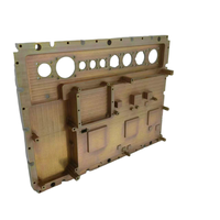 Panneau de dissipateur thermique en aluminium usiné CNC sur mesure ISO9001, panneau frontal de contrôleur anodisé blanc avec découpes pour connecteurs