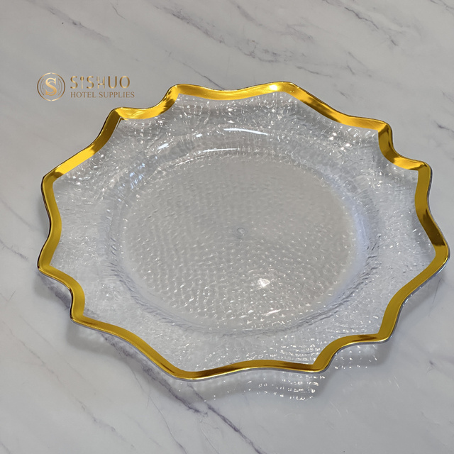 Flower Shape Transparent Gilt Silver Gold Rim Process Plastic Clear Charger Plates for Wedding Party Decoration