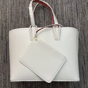 <span class=keywords><strong>Borsa</strong></span> in vera pelle <span class=keywords><strong>di</strong></span> <span class=keywords><strong>marca</strong></span> 2026 all'ingrosso <span class=keywords><strong>di</strong></span> alta qualità da Designer <span class=keywords><strong>di</strong></span> moda con rivetto <span class=keywords><strong>borsa</strong></span> a tracolla da <span class=keywords><strong>donna</strong></span> - Product Image 1