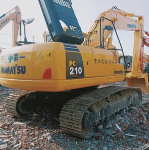 รถขุดมือสอง Komatsu PC210 เครื่องจักรไฮดรอลิกคุณภาพสูง รถขุดตีนตะขาบมือสอง Komatsu PC210 - Product Image 6