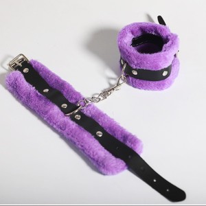 Juguetes eróticos transfronterizos, esposas eróticas, esposas de peluche, juguetes sexuales para adultos, bondage SM, dispositivos de sujeción, juguetes sexuales para parejas - Product Image 3