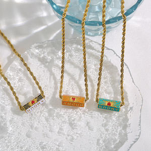 Collier pendentif en forme de cœur avec lettres d'<span class=keywords><strong>amour</strong></span> pour les amoureux, chaîne torsadée en acier inoxydable, collier à gouttes d'huile, cadeaux de couple pour femmes - Product Image 3