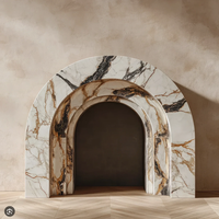 Cheminée intérieure de luxe personnalisée en pierre naturelle, entièrement sculptée en marbre Calacata