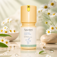 Spray facial à la camomille de marque propre pour l'hydratation et la douceur de la peau, offrant un effet éclatant et rafraîchissant.