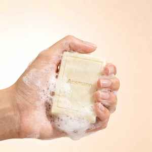 Sapone Solido Artigianale al Latte di Capra con Proprietà Antisettiche e Sbiancanti, Idratante per Tutti i Tipi di Pelle, Uso Domestico - Product Image 3