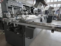 Machine d'impression sérigraphique automatique haute vitesse avec traitement UV par flamme pour bouteilles de boissons et pots de crème en plastique/verre multicolores