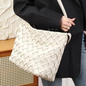 Sac fourre-tout tissé en PU de style vintage français, grande capacité, pour femme, loisirs en extérieur, balade, avec poignée supérieure et bandoulière unique - Product Image 3