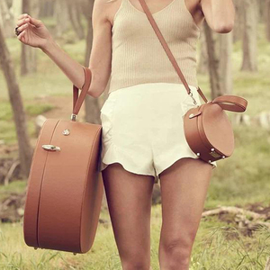 Estuche de lujo redondo para sombrero de vaquero, caja de exhibición para envío, bolso cruzado de cuero para mujer, cajas de embalaje para sombreros con tapas de espejo - Product Image 2