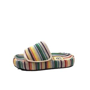 Alta calidad novedoso diseñador otoño moda raya antideslizante diapositiva suave al aire libre e Interior zapatillas para mujer - Product Image 1