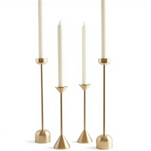 Support à bougie en fer doré classique, décoration d'intérieur, design fantaisie de Noël, durable, écologique, fait main pour la maison, l'hôtel, le restaurant - Product Image 2