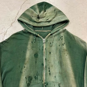 <span class=keywords><strong>Felpa</strong></span> <span class=keywords><strong>con</strong></span> cappuccio <span class=keywords><strong>con</strong></span> zip personalizzata all'ingrosso, <span class=keywords><strong>verde</strong></span> vintage, stampa tie-dye, vestibilità regolare, cotone pesante, lavaggio acido, effetto sbiadito dal sole, strappi e dettagli distressed - Product Image 4